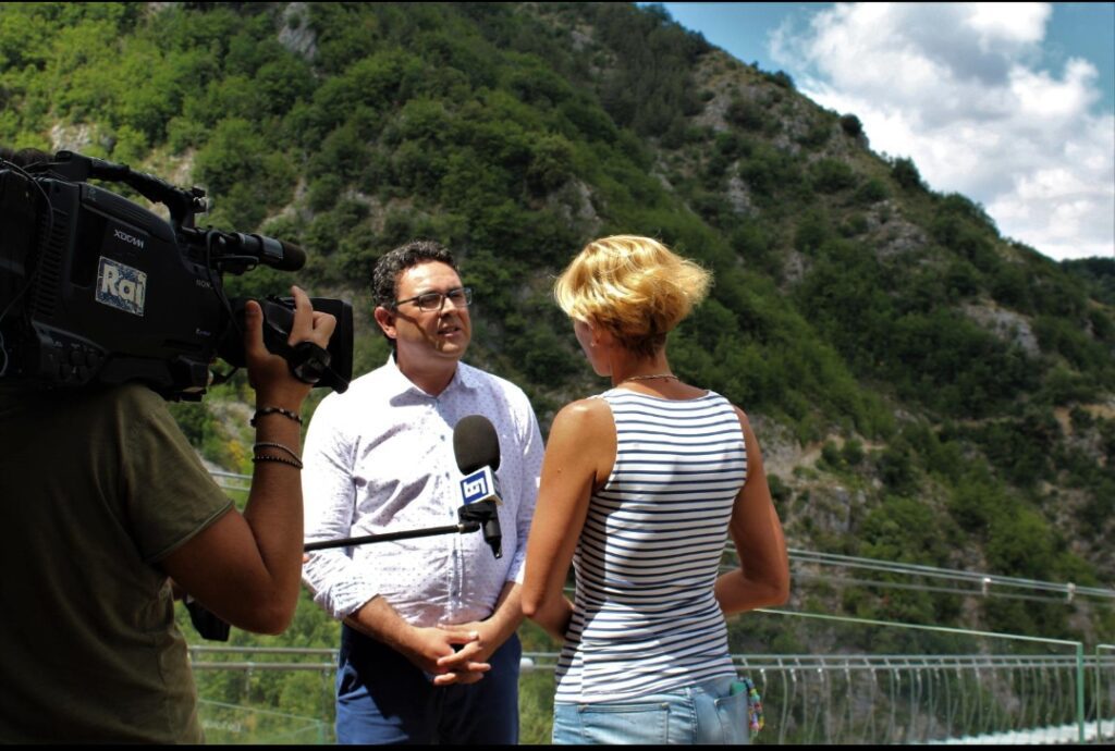 TG1 RAI – Castelsaraceno: Il ponte tibetano più lungo del mondo